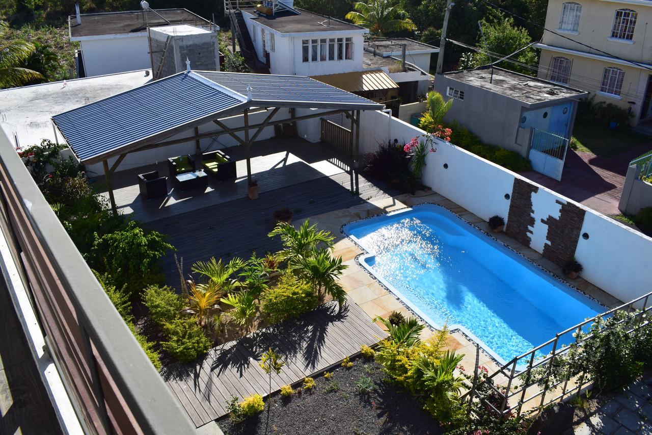 Roi Holiday Stay Гранд Байе Екстериор снимка