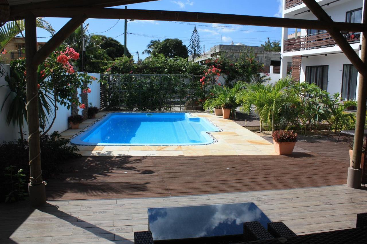 Roi Holiday Stay Гранд Байе Екстериор снимка
