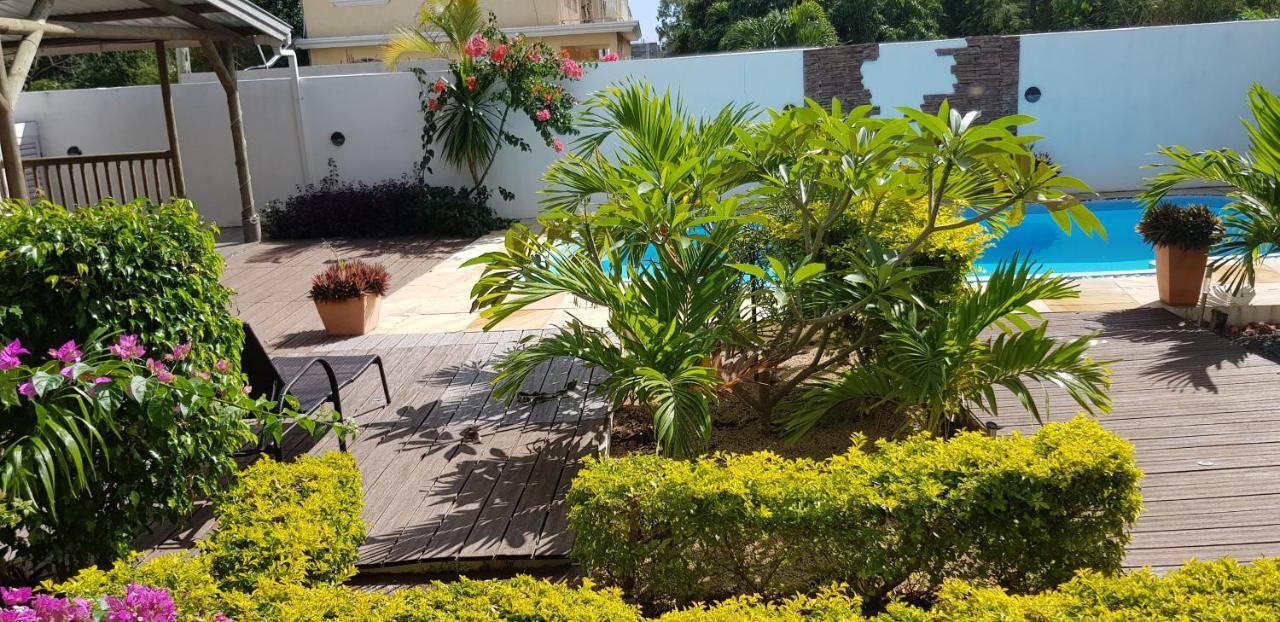 Roi Holiday Stay Гранд Байе Екстериор снимка